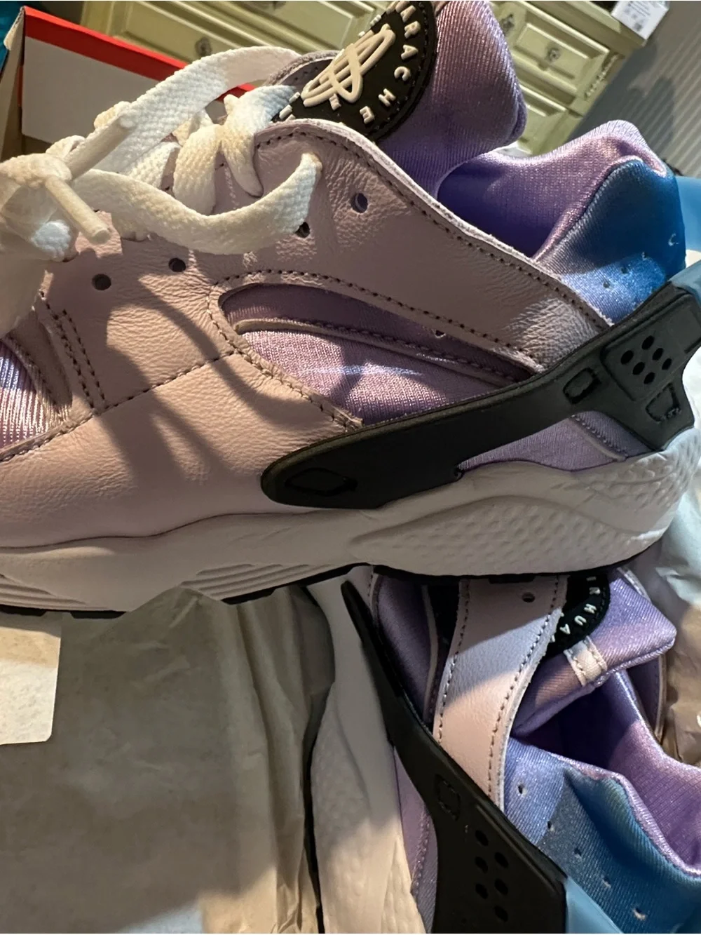 Nike Women's Lavender and White Huarache-Style Athletic Sneakers